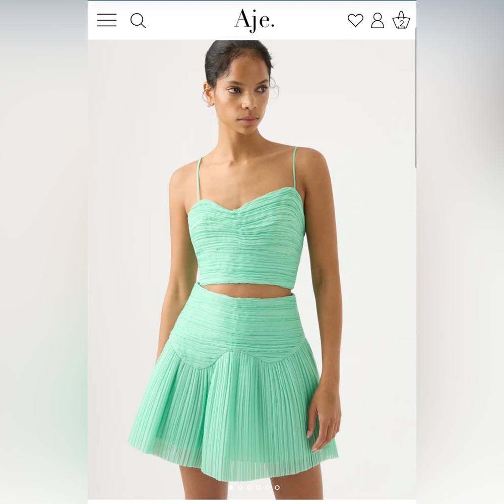 Aje Laurier Wave Set in Marine Green- NWT